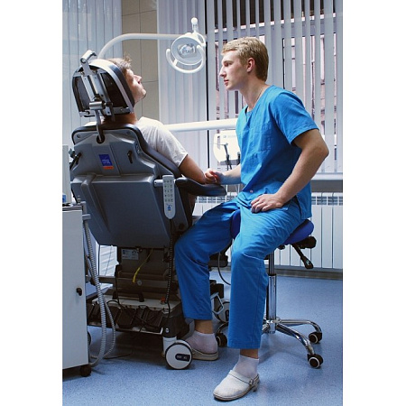 SmartStool S03B - эргономичный классический стул-седло со спинкой