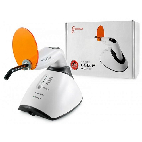 Woodpecker LED.F - беспроводная светодиодная полимеризационная лампа