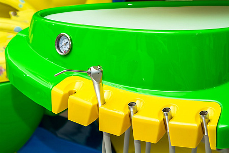 MERCURY AY-A 4800I – детская стоматологическая установка с нижней подачей инструментов