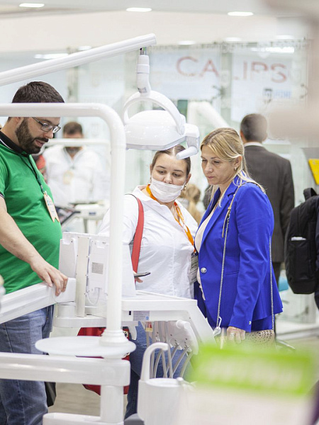 Стенд компании GREEN DENT на выставке Дентал-Экспо 2019_52.jpg