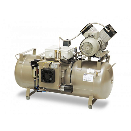 EKOM DK50 2X2V/110S/M - безмасляный компрессор для четырех стоматологических установок с кожухом, с осушителем, с ресивером 110 л